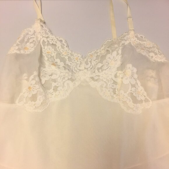 Vintage 60s 70s White Lace Daisy Full Slip  Anti Cling Crepe Sexy Slip Dress  (1 - Picture 5 of 14